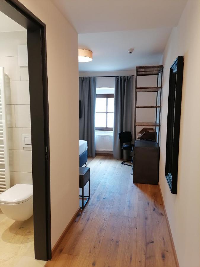 Hotelgasthof Kirchenwirt Schierling Εξωτερικό φωτογραφία