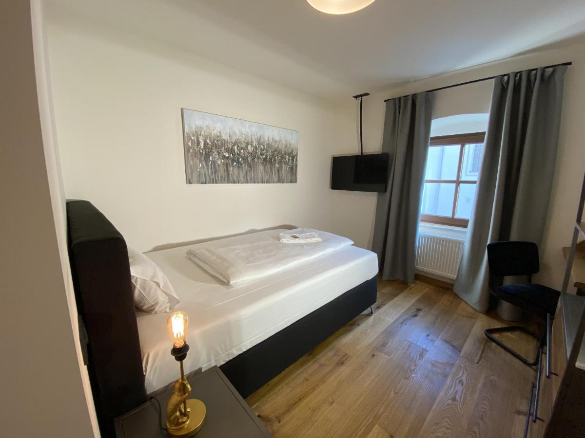 Hotelgasthof Kirchenwirt Schierling Εξωτερικό φωτογραφία