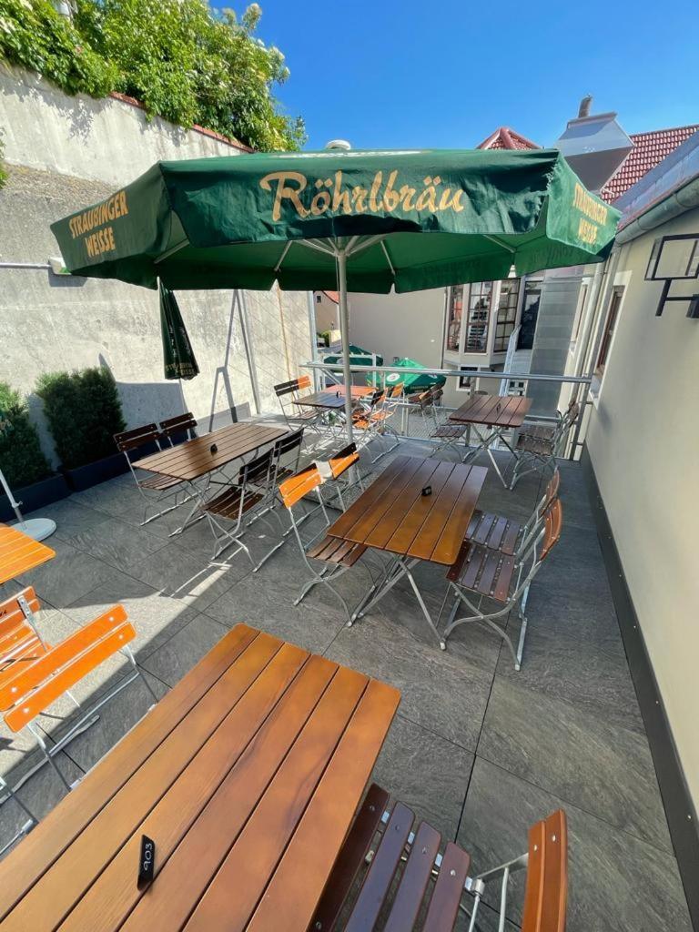 Hotelgasthof Kirchenwirt Schierling Εξωτερικό φωτογραφία